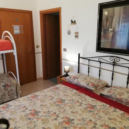 Frühstückspension Il Melograno Salento 3*