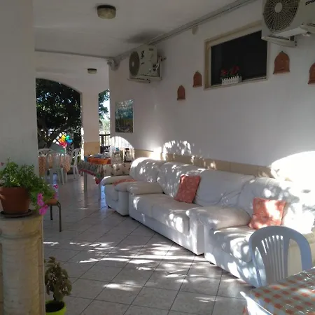 Frühstückspension Il Melograno Salento 3*